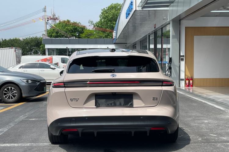 Used Nio ET5T 2024 75kWh Touring Exterior 2