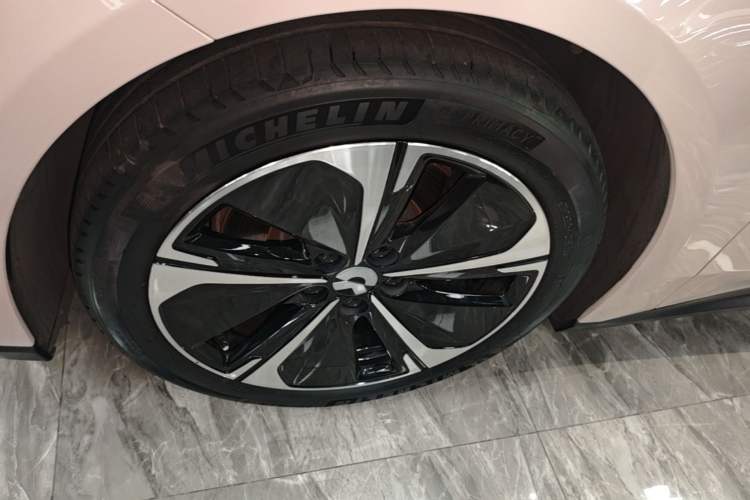 Used Nio ET5T 2024 75kWh Touring Exterior 4