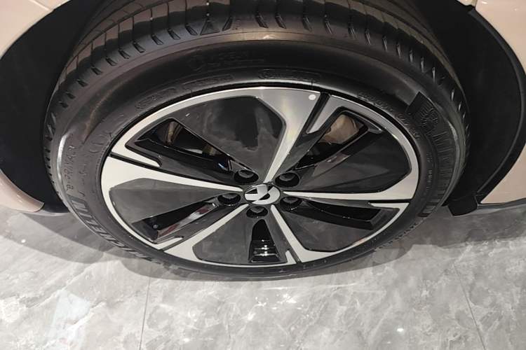 Used Nio ET5T 2024 75kWh Touring Exterior 5
