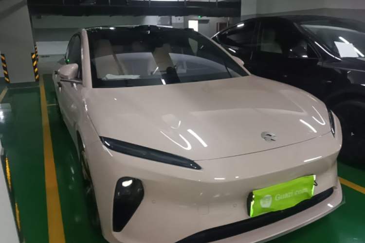 Used Nio ET5T 2024 75kWh Touring Front Right 45 Deg