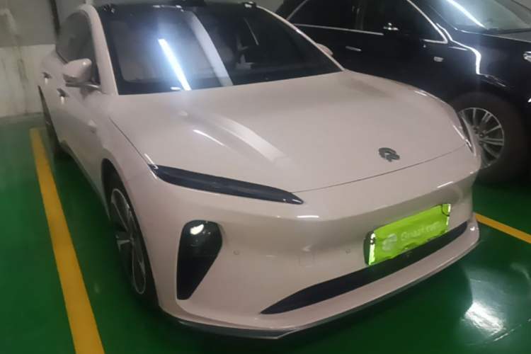 Used Nio ET5T 2024 75kWh Touring Front Right 45 Deg