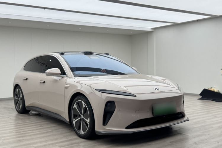 Used Nio ET5T 2024 100kWh Touring Front Right 45 Deg