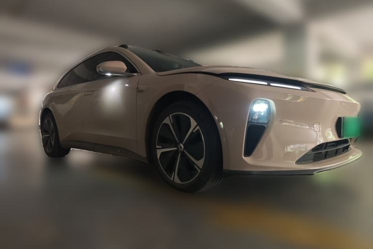 Used Nio ET5T 2024 75kWh Touring Front Right 45 Deg