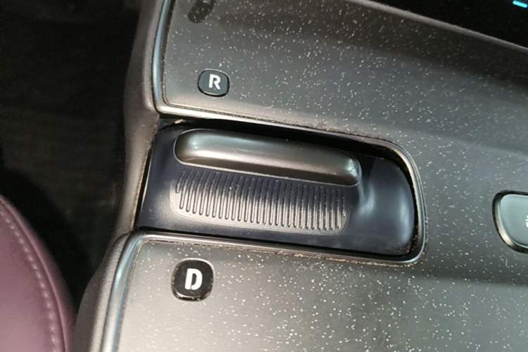 Used Nio ET5T 2024 100kWh Touring Gear Lever