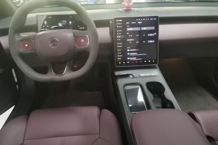 Used Nio ET5T 2024 75kWh Touring Center Console
