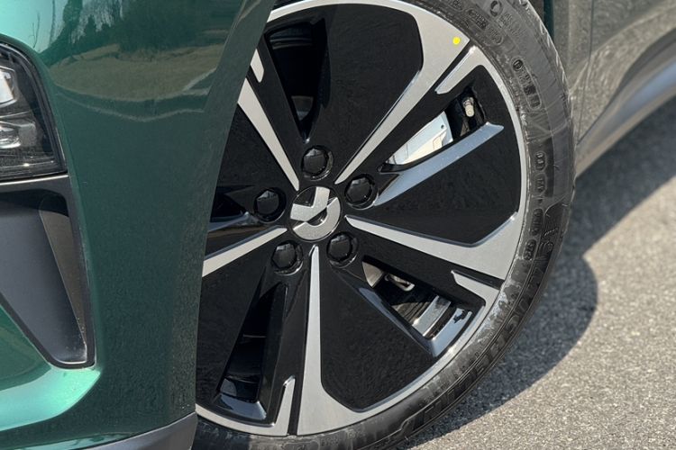 Used Nio ET5T 2024 75kWh Touring Exterior 1