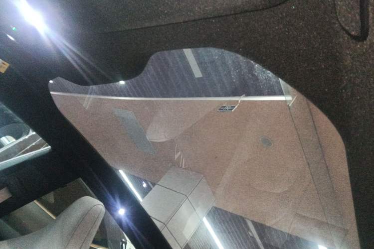 Used Nio ET5T 2024 75kWh Touring Headliner