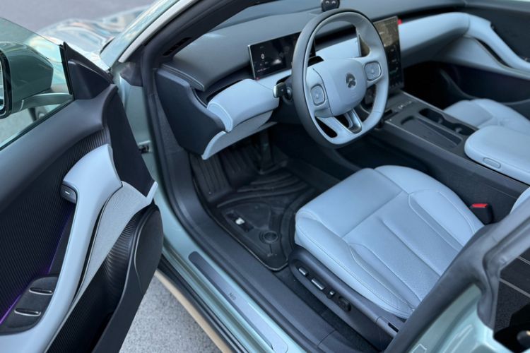 Used Nio ET5T 2024 100kWh Touring Interior 2