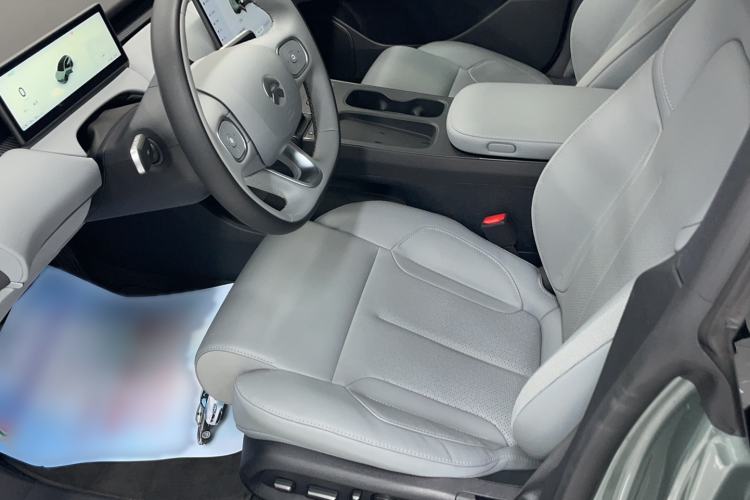 Used Nio ET5T 2024 75kWh Touring Interior 2
