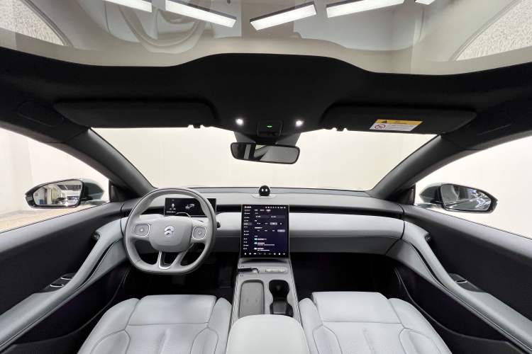 Used Nio ET5T 2024 75kWh Touring Interior 3