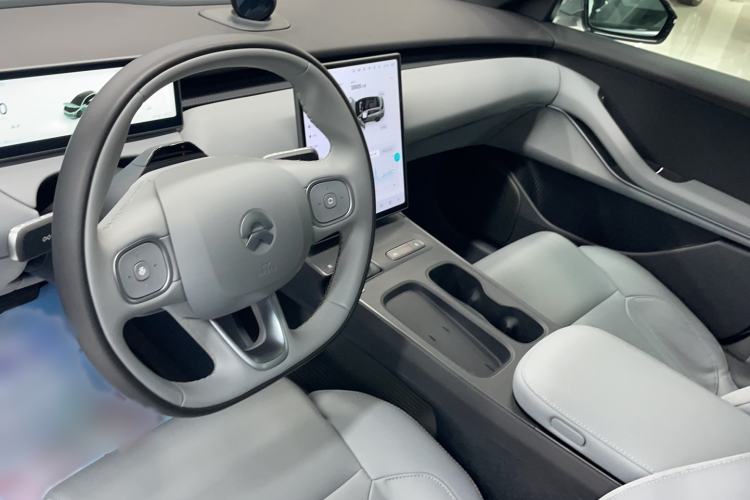 Used Nio ET5T 2024 75kWh Touring Interior 3