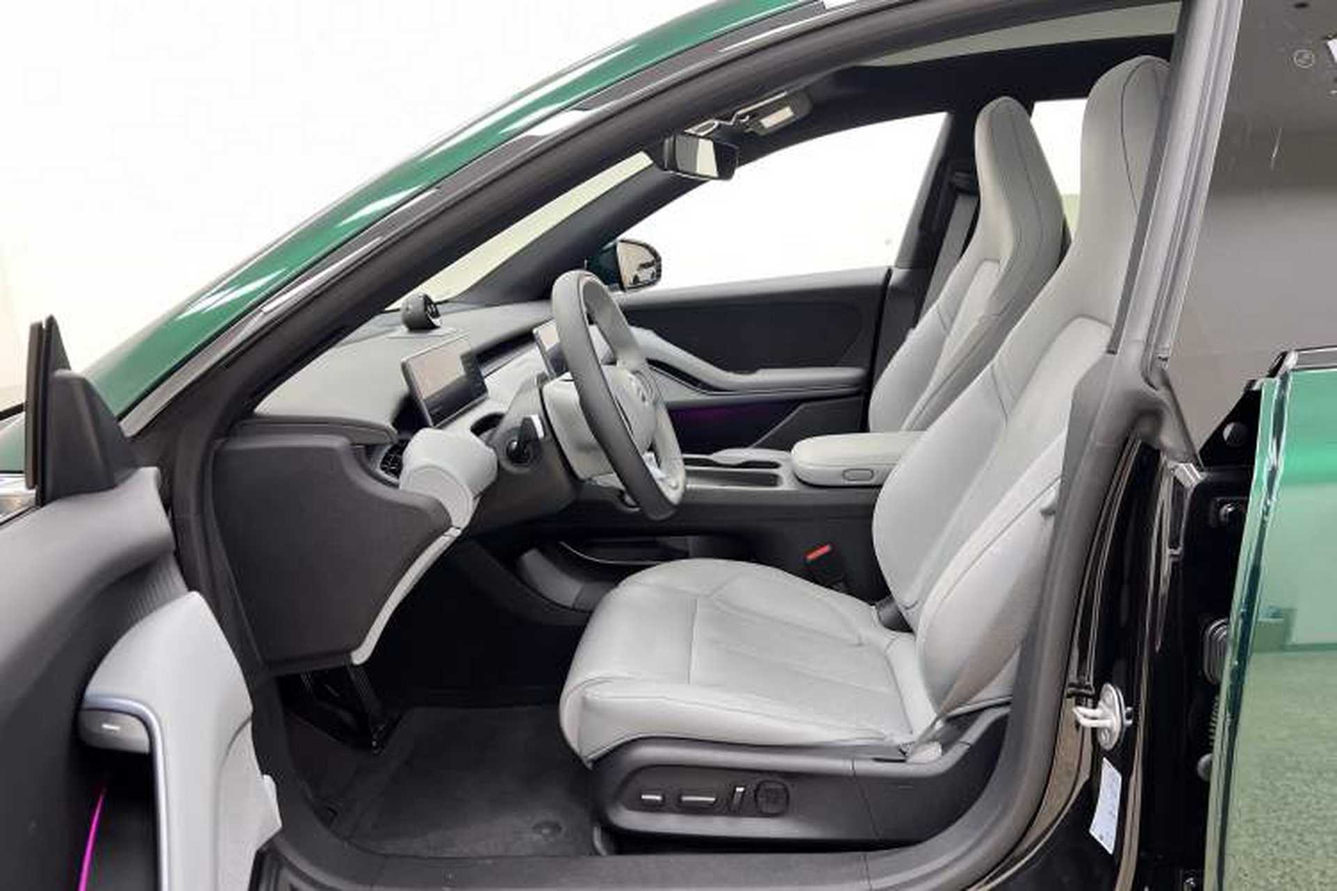 Used Nio ET5T 2024 75kWh Touring Interior 5