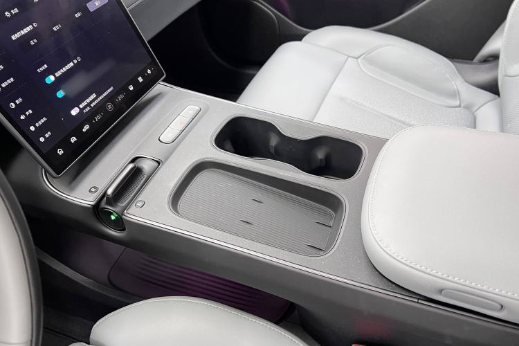 Used Nio ET5T 2024 75kWh Touring Interior 9