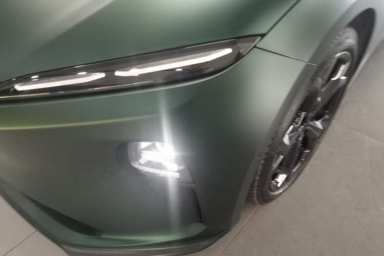 Used Nio ET5T 2024 75kWh Touring Left Front Headlight