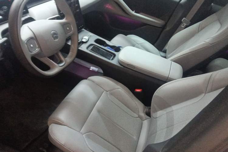 Used Nio ET5T 2024 75kWh Touring Left Front Seat