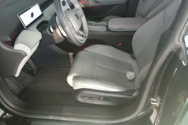 Used Nio ET5T 2024 75kWh Touring Left Front Seat