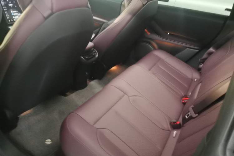 Used Nio ET5T 2024 75kWh Touring Left Rear Seat
