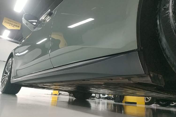 Used Nio ET5T 2024 75kWh Touring Left Side Sill