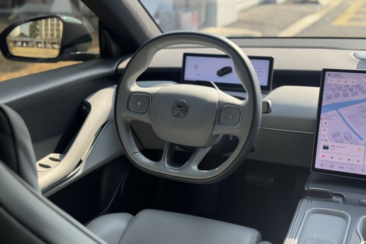 Used Nio ET5T 2024 75kWh Touring Steering Wheel