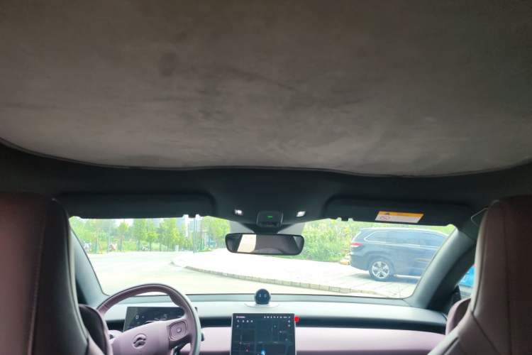 Used Nio ET5T 2024 75kWh Touring Headliner