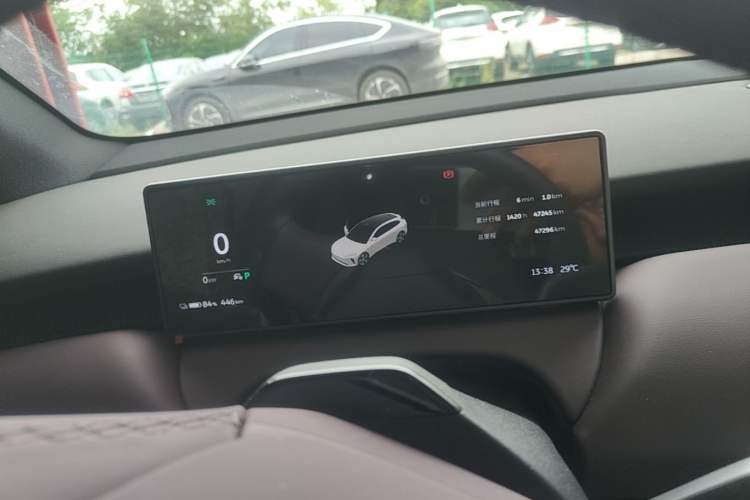 Used Nio ET5T 2024 75kWh Touring Instrument Cluster