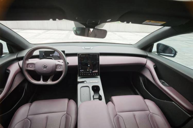 Used Nio ET5T 2024 75kWh Touring Interior 4