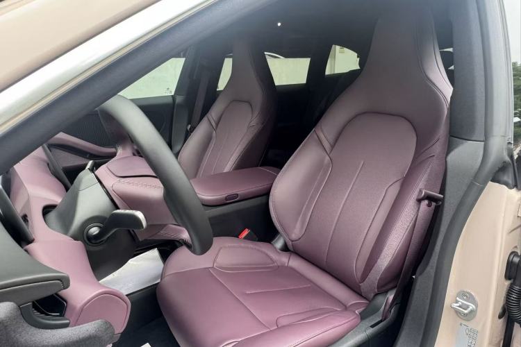 Used Nio ET5T 2024 75kWh Touring Interior 4