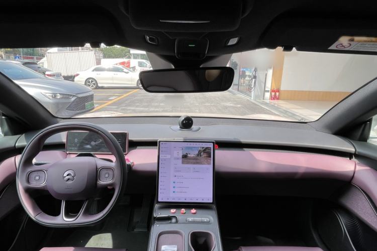 Used Nio ET5T 2024 75kWh Touring Interior 6