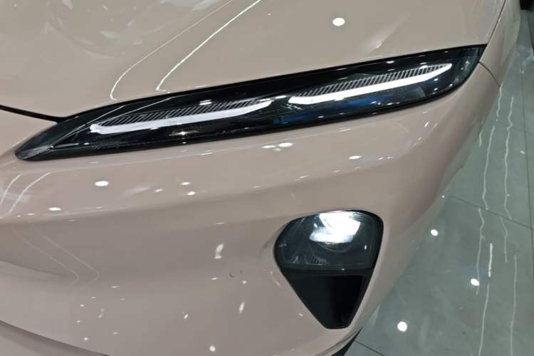 Used Nio ET5T 2024 75kWh Touring Left Front Headlight
