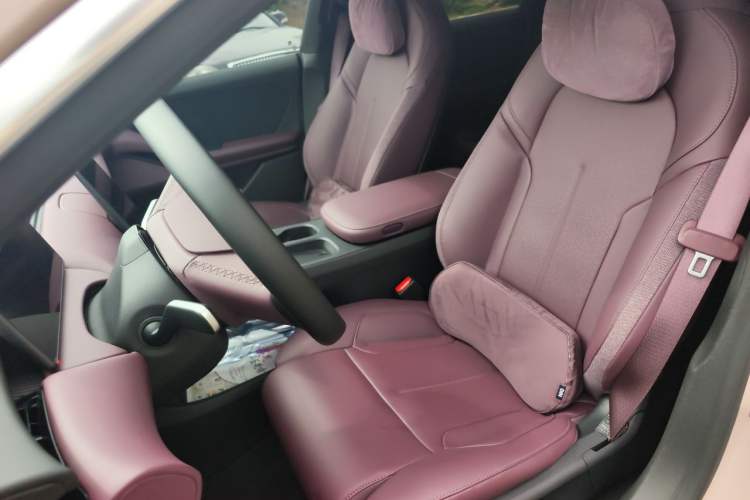 Used Nio ET5T 2024 75kWh Touring Left Front Seat