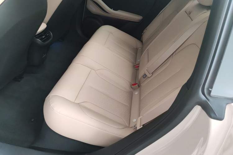 Used Nio ET5T 2024 75kWh Touring Left Rear Seat