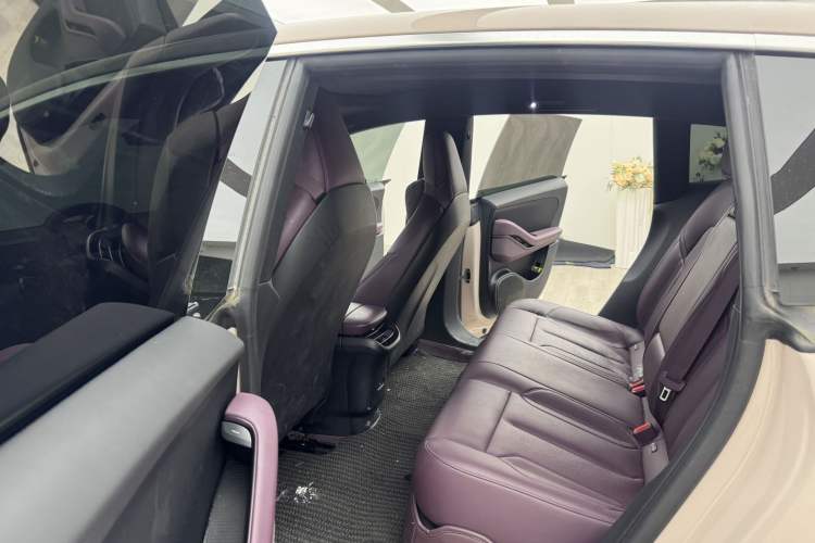 Used Nio ET5T 2024 100kWh Touring Left Rear Seat