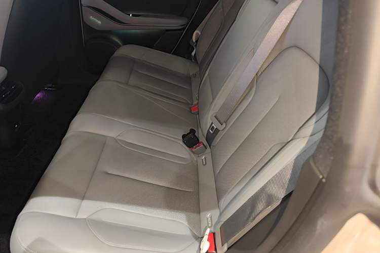 Used Nio ET5T 2024 75kWh Touring Left Rear Seat