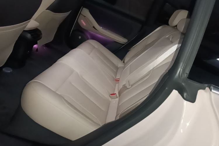 Used Nio ET5T 2024 75kWh Touring Left Rear Seat