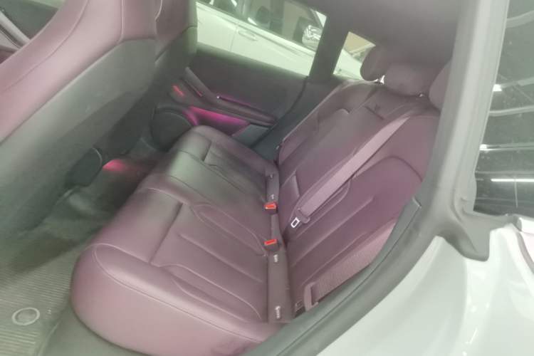 Used Nio ET5T 2024 75kWh Touring Left Rear Seat