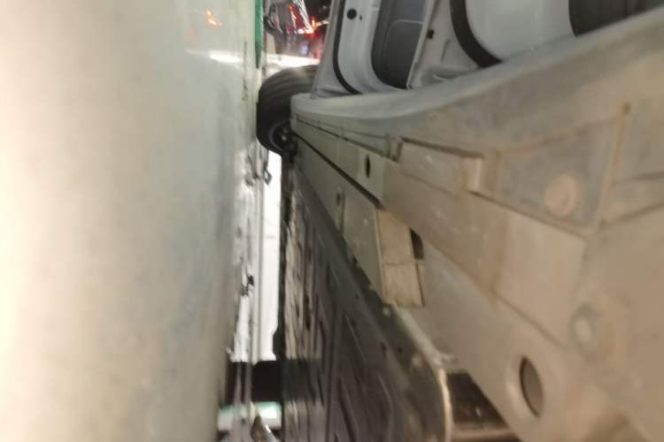 Used Nio ET5T 2024 75kWh Touring Left Side Sill