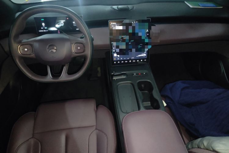 Used Nio ET5T 2024 75kWh Touring Center Console
