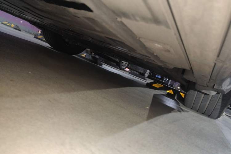 Used Nio ET5T 2024 75kWh Touring Chassis Rear Left