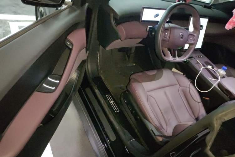 Used Nio ET5T 2024 75kWh Touring Driver Seat