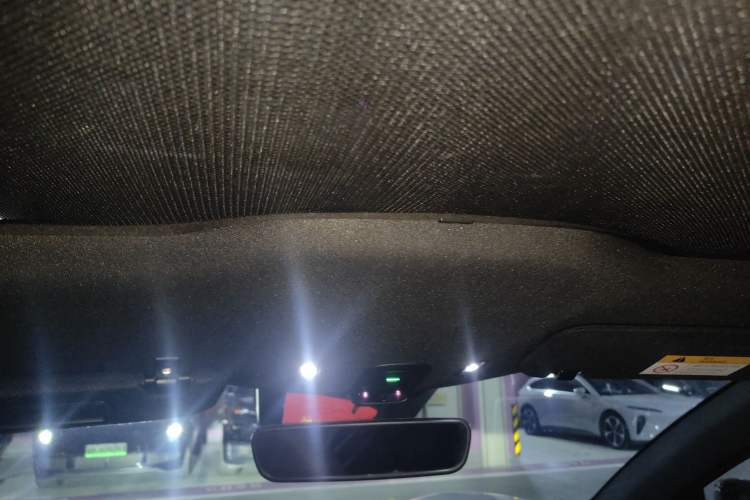 Used Nio ET5T 2024 75kWh Touring Headliner