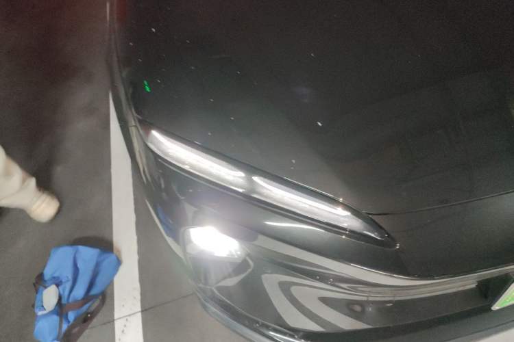 Used Nio ET5T 2024 75kWh Touring Right Front Headlight