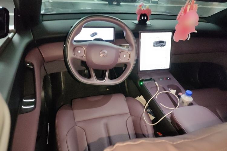 Used Nio ET5T 2024 75kWh Touring Steering Wheel