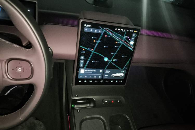 Used Nio ET5T 2024 75kWh Touring Audio And AC Panel