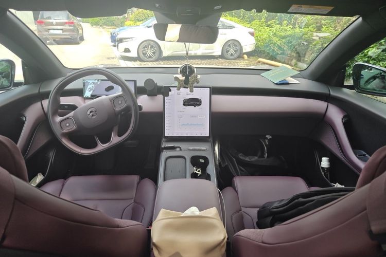 Used Nio ET5T 2024 75kWh Touring Center Console