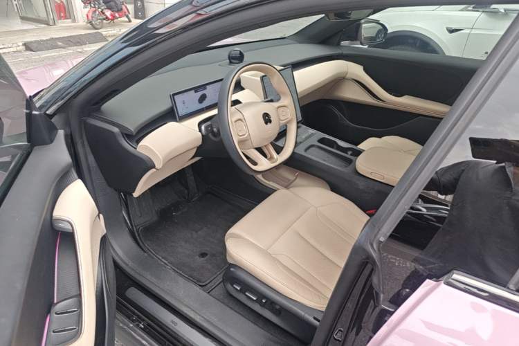 Used Nio ET5T 2024 75kWh Touring Driver Seat