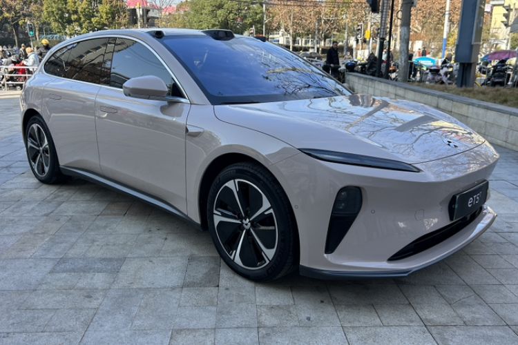 Used Nio ET5T 2024 75kWh Touring Exterior 8