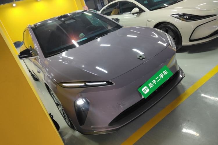 Used Nio ET5T 2024 75kWh Touring Front Right 45 Deg