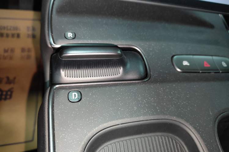 Used Nio ET5T 2024 75kWh Touring Gear Lever