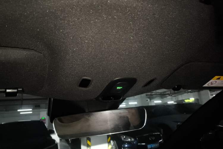Used Nio ET5T 2024 75kWh Touring Headliner
