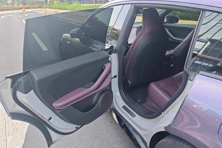 Used Nio ET5T 2024 75kWh Touring Interior 3